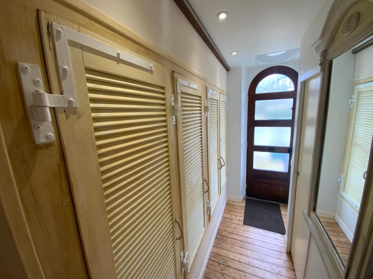 Maison bord de mer   Le Bateau IvRe  Saint-Malo Extérieur photo