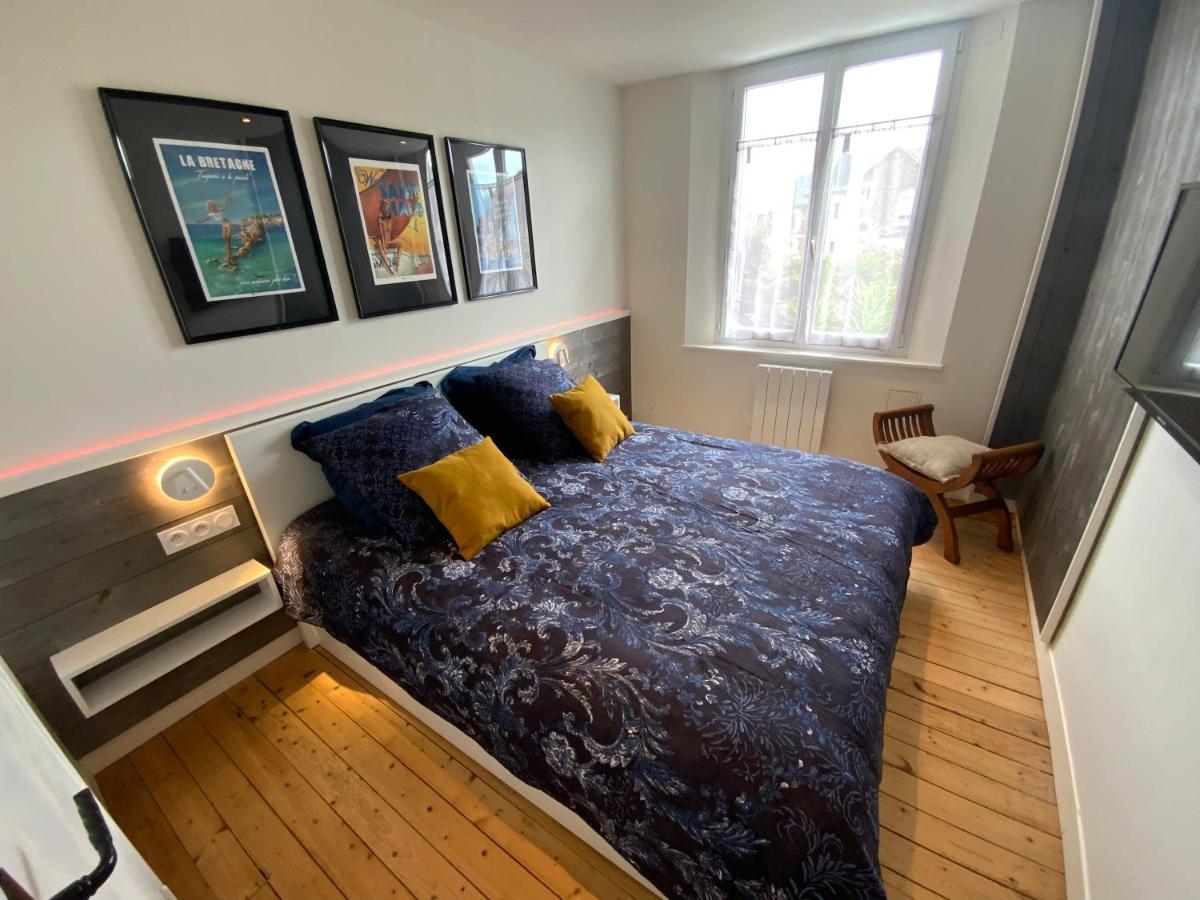Maison bord de mer   Le Bateau IvRe  Saint-Malo Extérieur photo