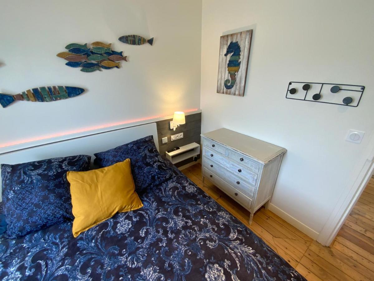 Maison bord de mer   Le Bateau IvRe  Saint-Malo Extérieur photo