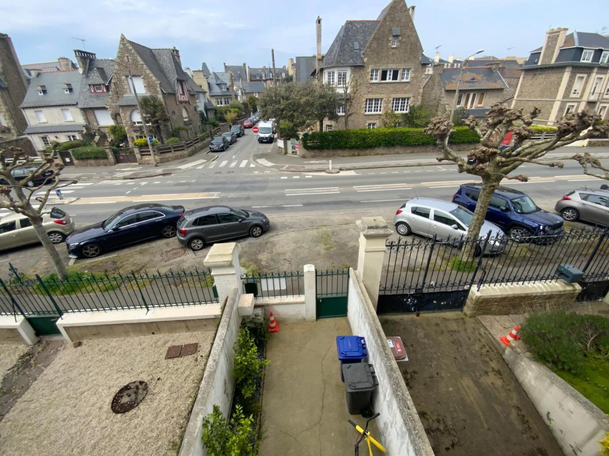 Maison bord de mer   Le Bateau IvRe  Saint-Malo Extérieur photo
