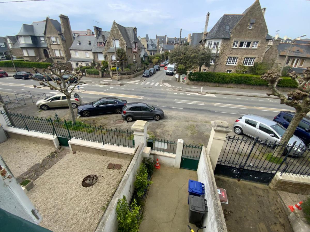 Maison bord de mer   Le Bateau IvRe  Saint-Malo Extérieur photo